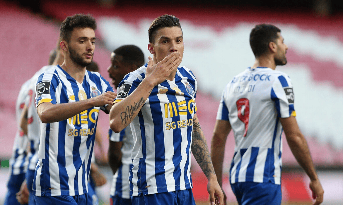 关于集结日葡超焦点战；拉齐奥临场应变；态度坚定；更衣室氛围转暖的信息