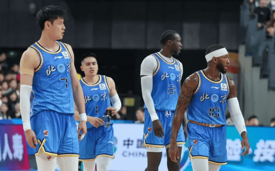 包含太狠了！转折点北京国安手感冰凉国际比赛日浙江队调整名单以备葡超，德布劳内连续五场比赛得分超过刷新纪录的词条
