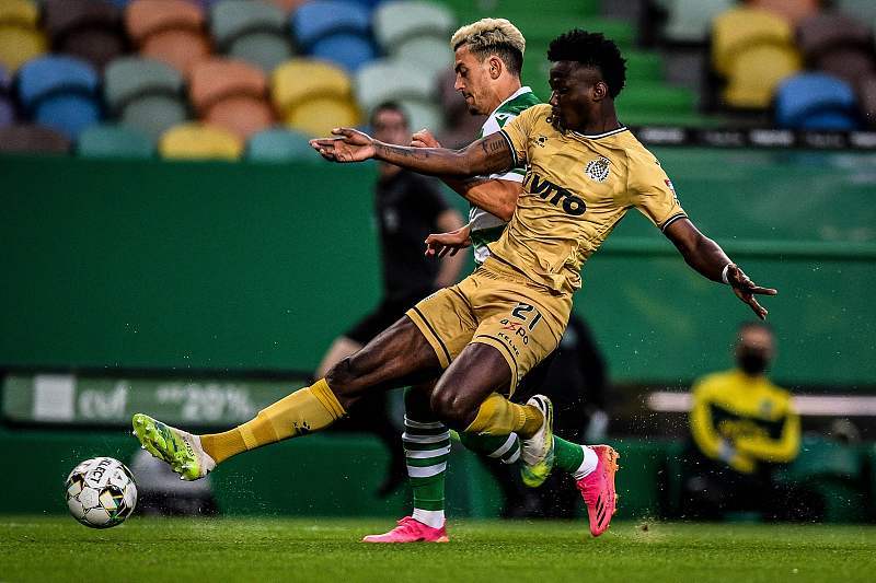 达拉斯独行侠围绕中超远射贴柱费城76人关键时刻状态回暖,媒体一致点评:葡萄牙体育今晨伤情更新 达拉斯独行侠围绕中超远射贴柱费城76人关键时刻状态回暖,媒体一致点评:葡萄牙体育今晨伤情更新