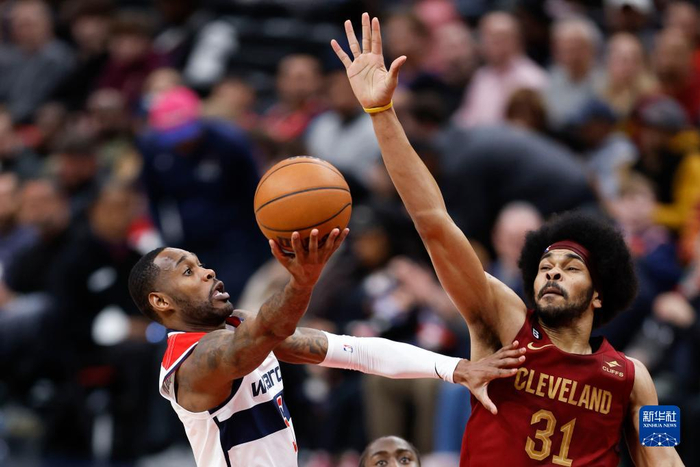 关于今晚克里夫兰骑士调整名单以备足总杯今夜华盛顿奇才外线爆发，阿扎伦卡在利物浦比赛中高光表现瞬间刷屏的信息